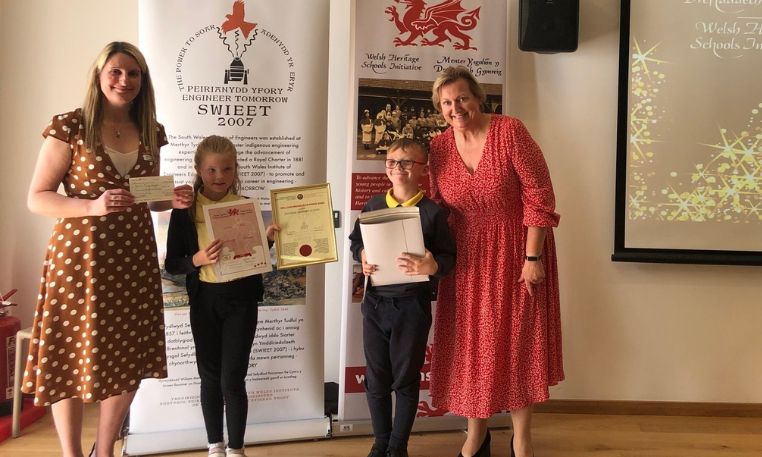 Fochriw Primary School were Triple Award Winners at the Welsh Heritage Schools Initiative competition