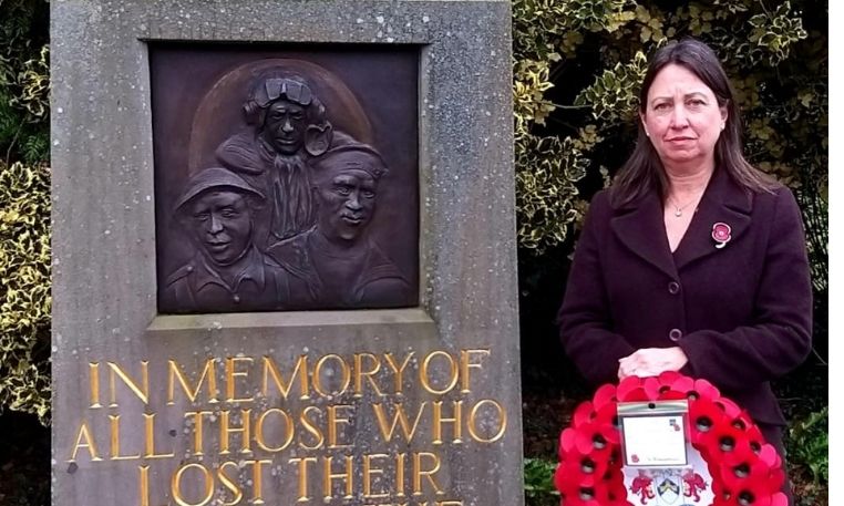 The Leader supports Remembrance Parades to continue 