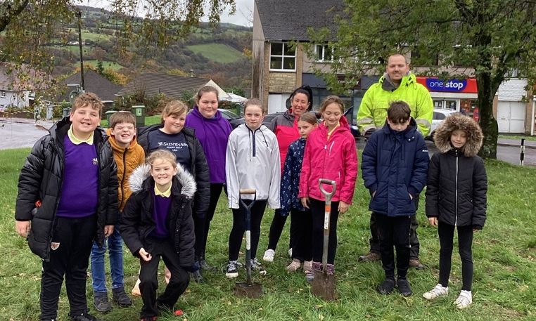 Penllwyn Primary pupils plant roots for success