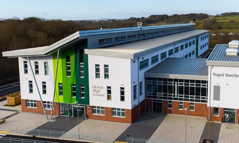 Green light for new facilities at Islwyn High School